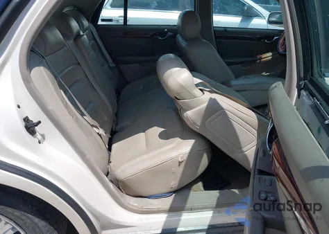 2002 Cadillac Deville Standard z USA, uszkodzony, nr VIN 1G6KD54Y42U206950